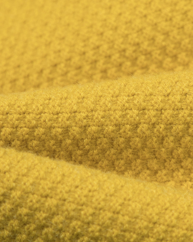 Crew neck bear knit sweater