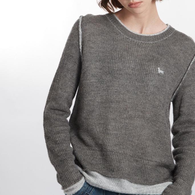 Retro contrasting sweater (women's style)