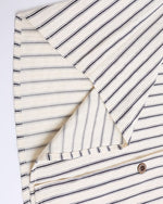 Lettering striped short-sleeved shirt