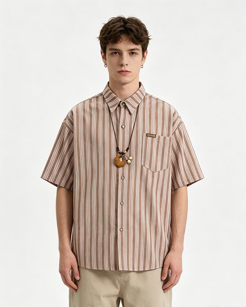 Vertical striped necklace short-sleeved shirt