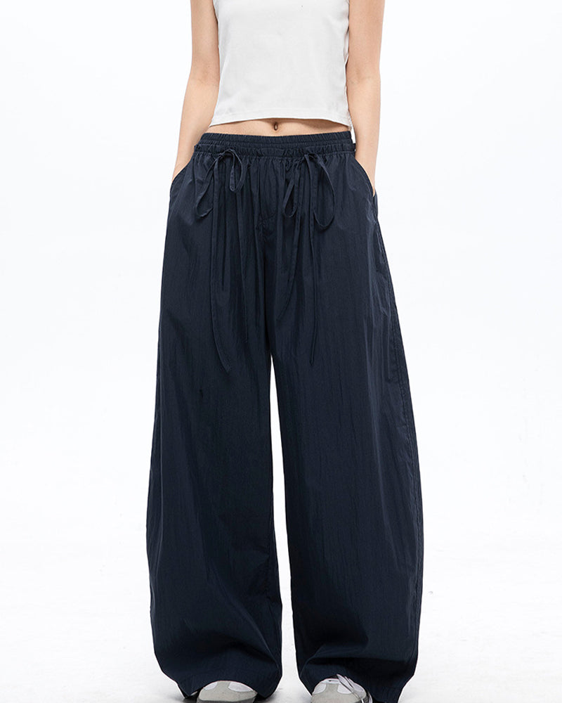 Bow straight pants