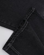 水洗直筒牛仔褲