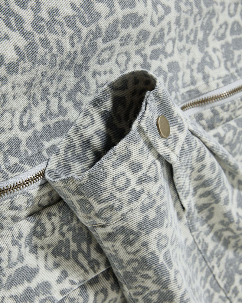 Embroidered lapel coat