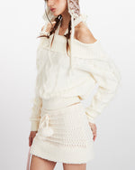 挂脖一字領針織衫(女款)