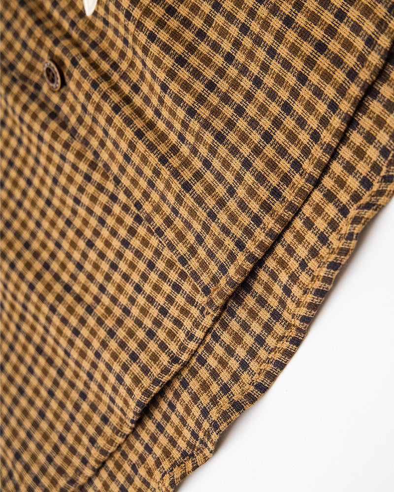 Embroidered plaid long-sleeved shirt