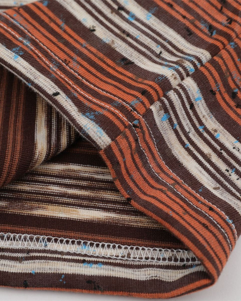 대조적인 줄무늬 짧은 소매