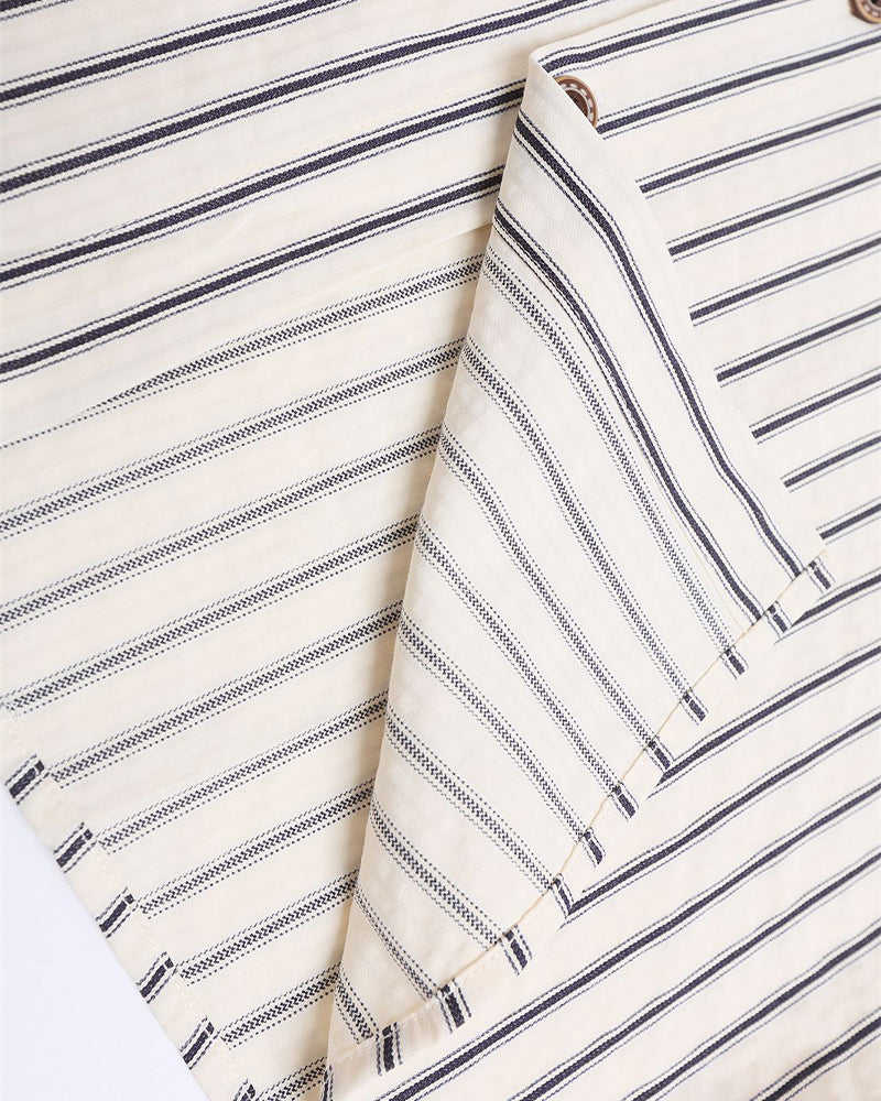 Lettering striped short-sleeved shirt