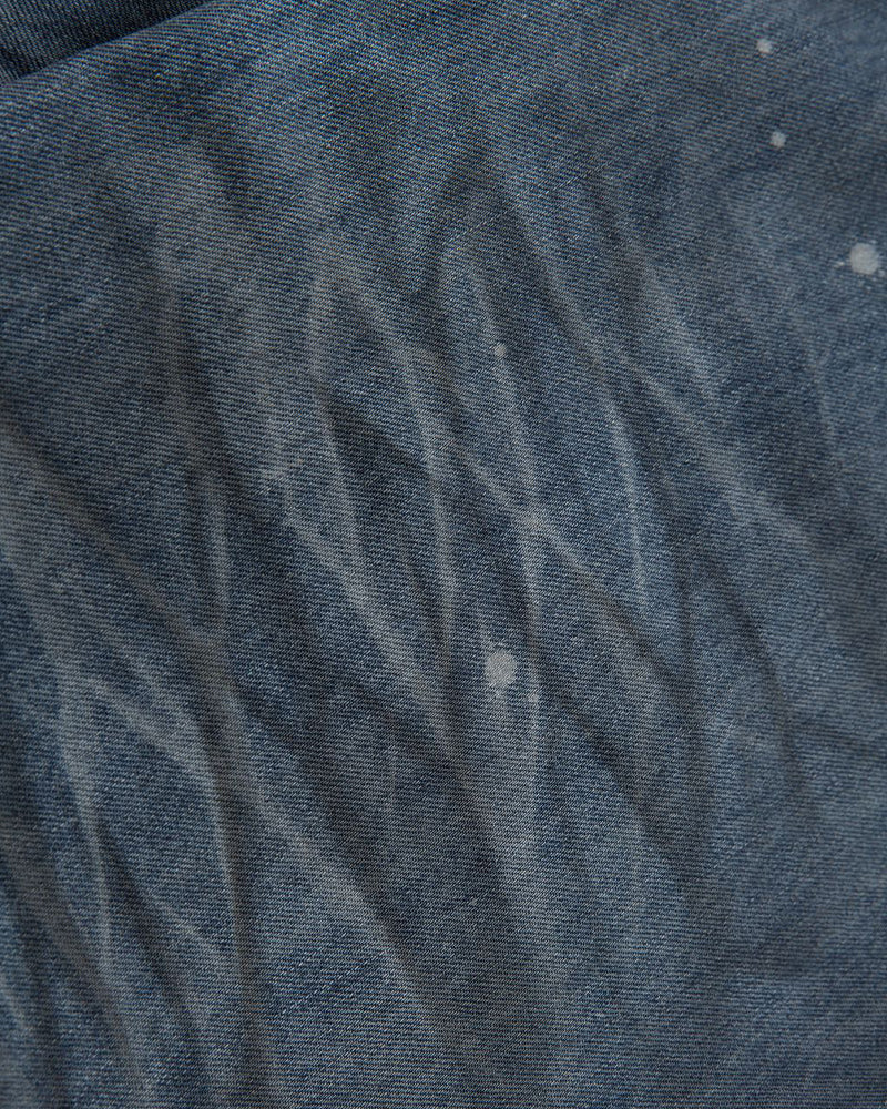 水洗破洞牛仔褲