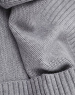 Contrast Butterfly Pullover Sweater