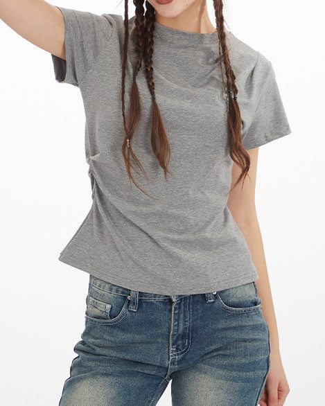 Simple pleated short sleeves