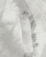 Short, versatile cotton-padded jacket