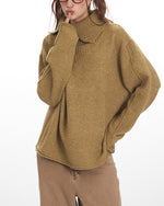 넉넉한 핏의 칼라가 있는 베이스 레이어