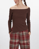 Sexy sloping shoulder neckline