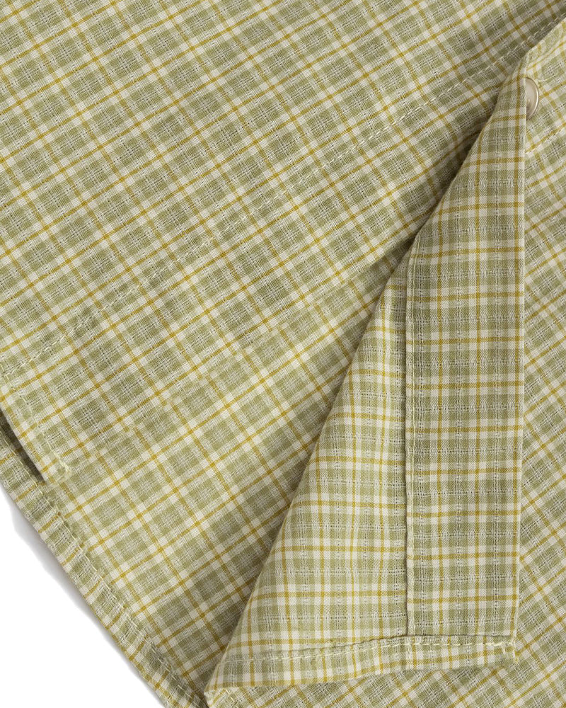 Fake two-piece long-sleeved shirt