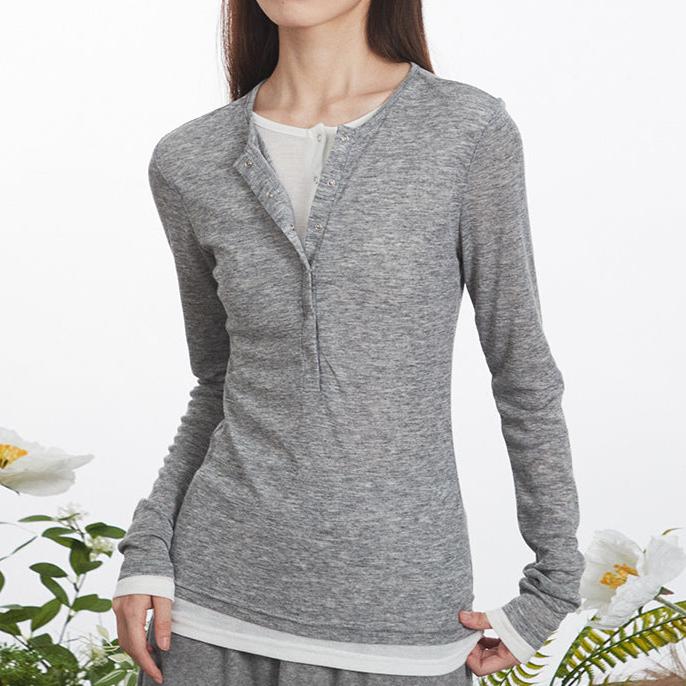 Preppy style fake two-piece top (women's style)