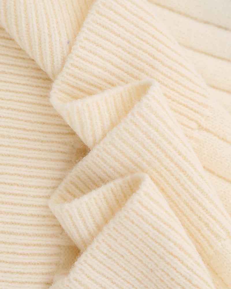 拼色愛心圓領針織衫