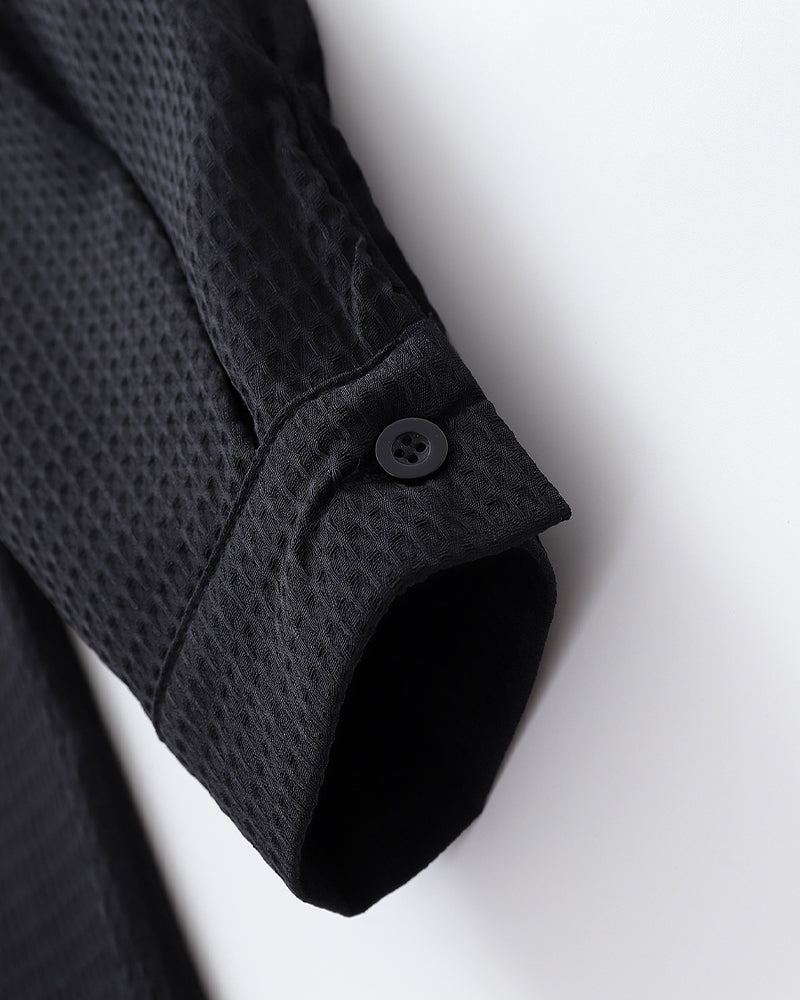 Simple embroidered long-sleeved shirt