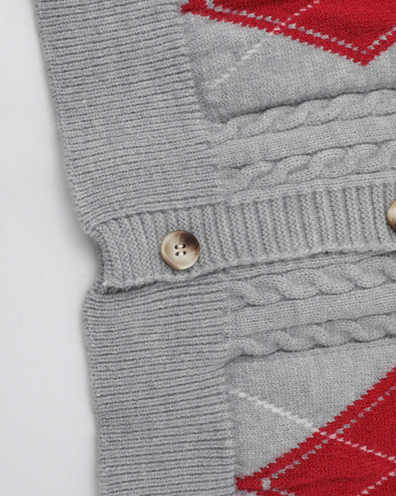 캐주얼한 탈부착형 니트 가디건