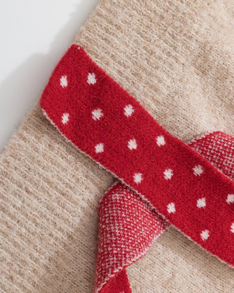 圓領小熊愛心針織衫