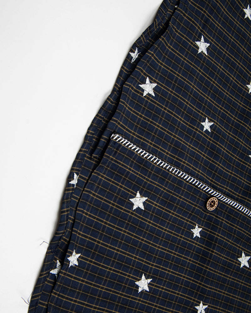 Star-patterned long-sleeved shirt