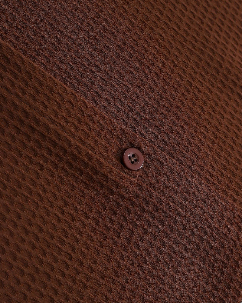 Floral embroidered short-sleeved shirt