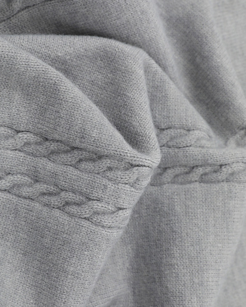 캐주얼한 탈부착형 니트 가디건