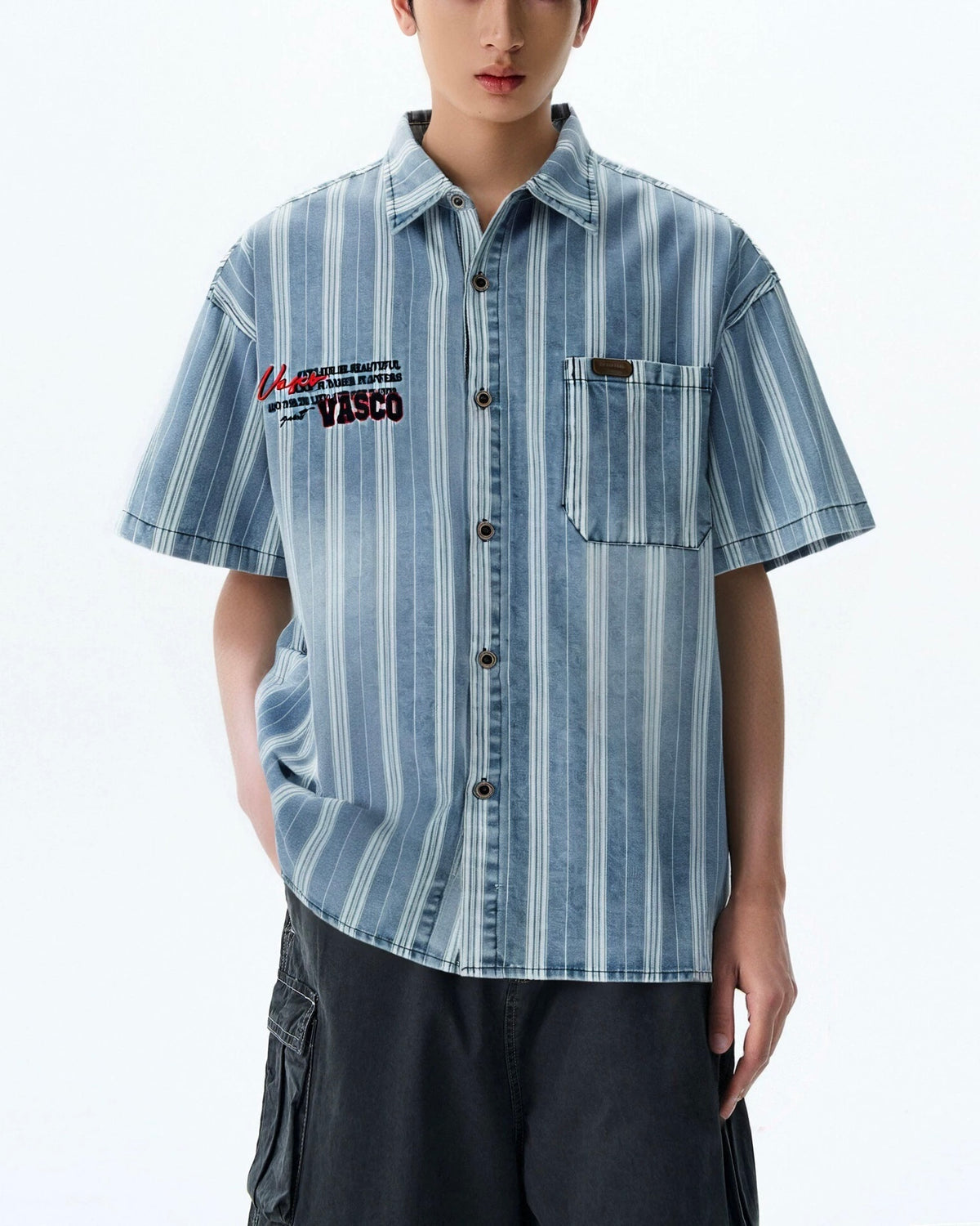 Simple short-sleeved shirt