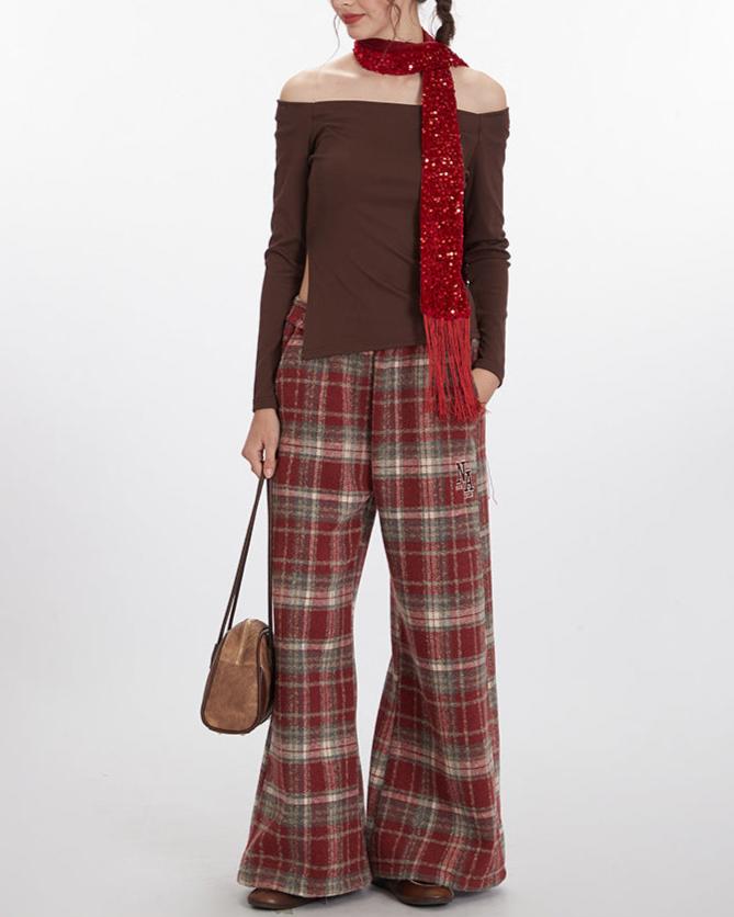 Sexy sloping shoulder neckline