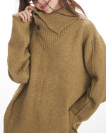 넉넉한 핏의 칼라가 있는 베이스 레이어