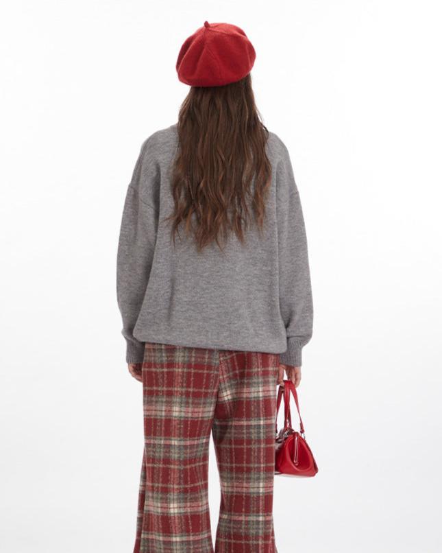 Retro crew neck knitted sweater