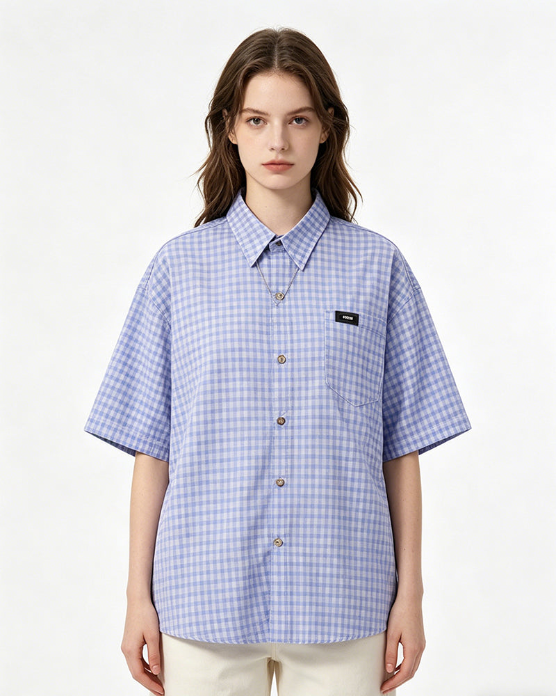Casual plaid short-sleeved shirt