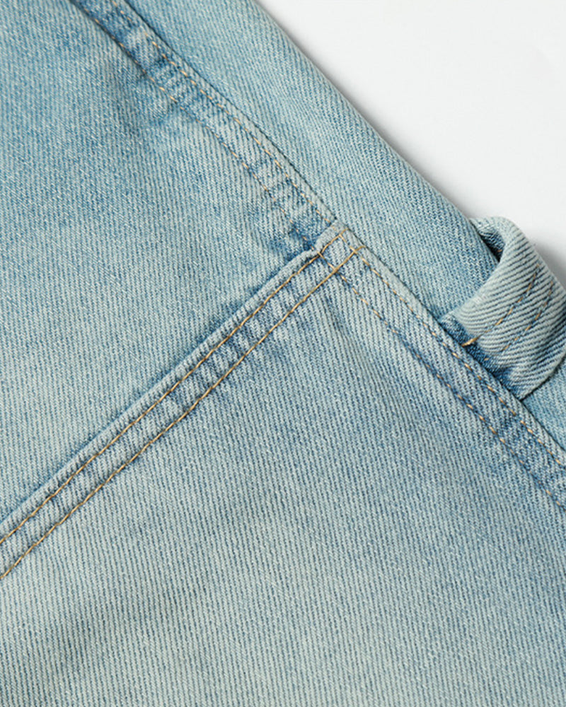 水洗直筒牛仔褲