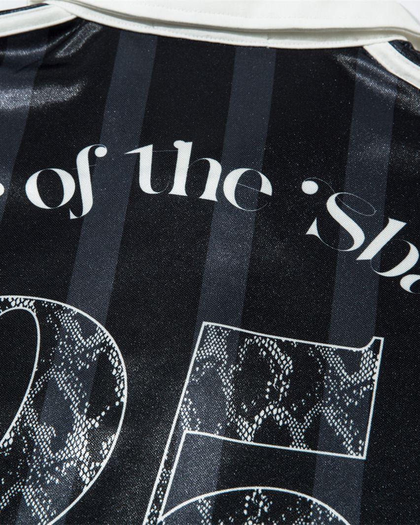 레트로 대비 스트라이프 반소매