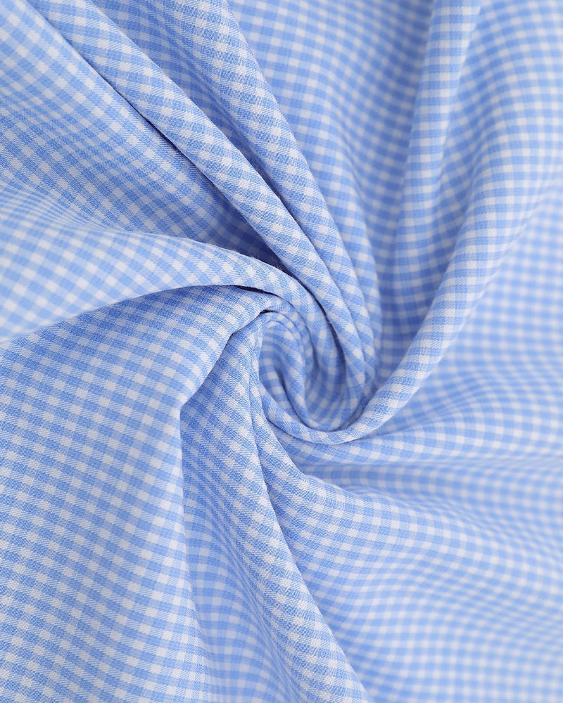 Cute embroidered short-sleeved shirt