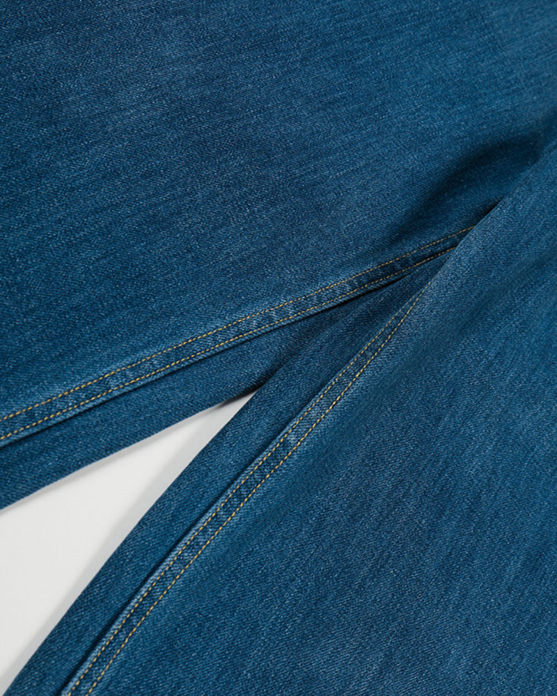 Wide-leg casual jeans
