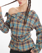 Slant collar plaid waist top (women's)