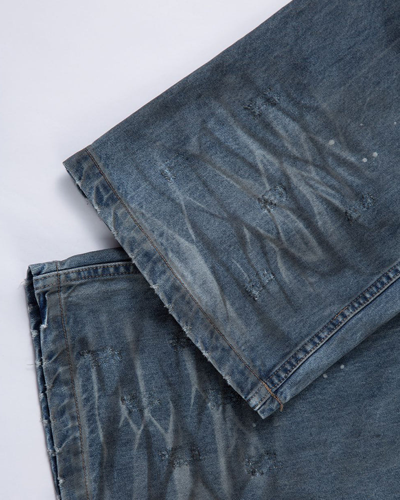 水洗破洞牛仔褲