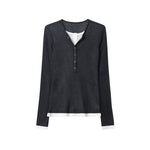 Preppy style fake two-piece top (women's style)