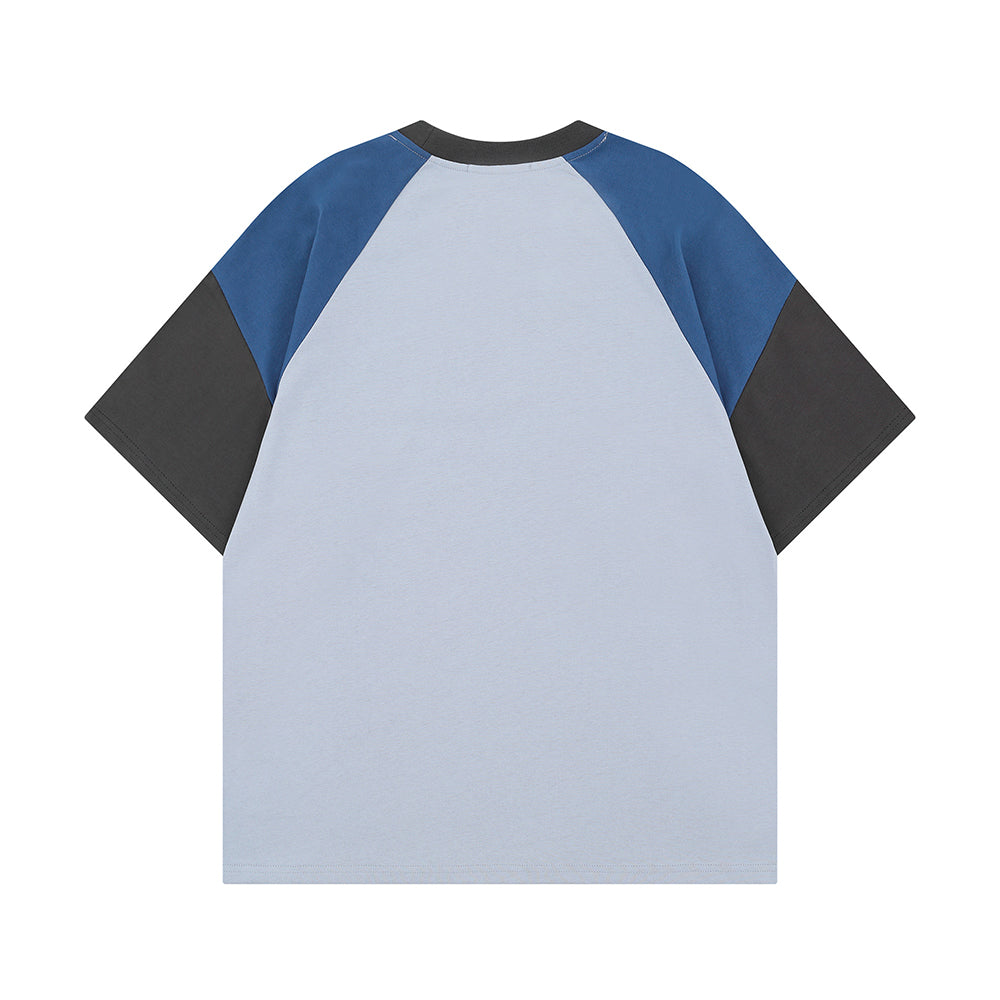 느슨한 대조적인 색상 디자인의 짧은 소매