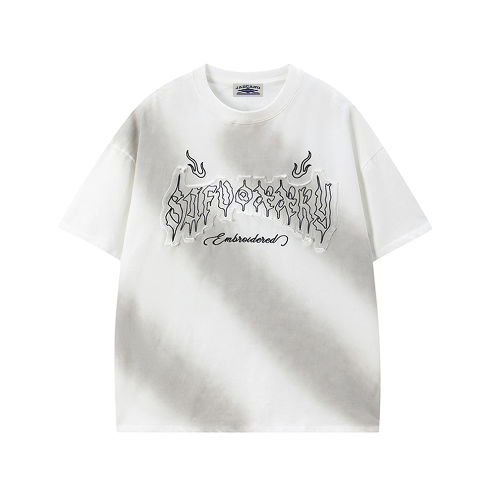 패션 자수 반팔