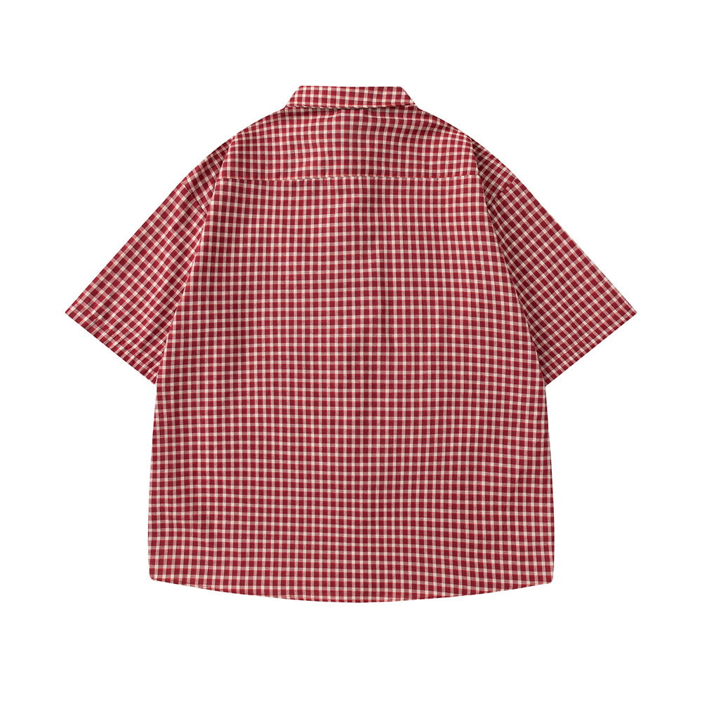 Fun plaid short-sleeved shirt