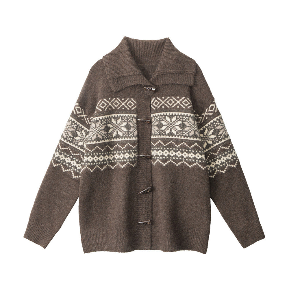 Horn button loose knitted jacket