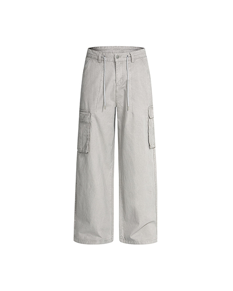 ダメージ加工のゆったりとしたストレートレッグパンツ
