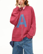 慵懶字母圓領毛衣