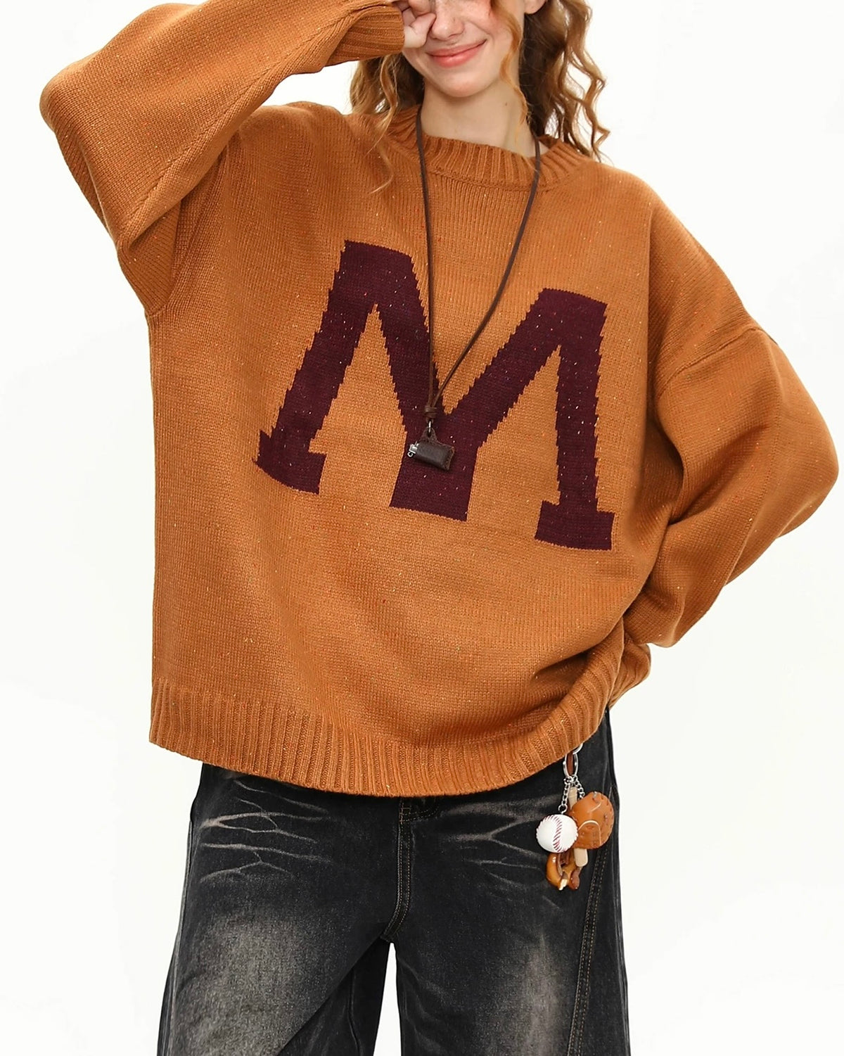 慵懶字母圓領毛衣