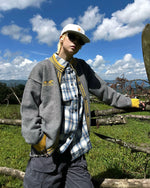 대비색 크루넥 스웨터