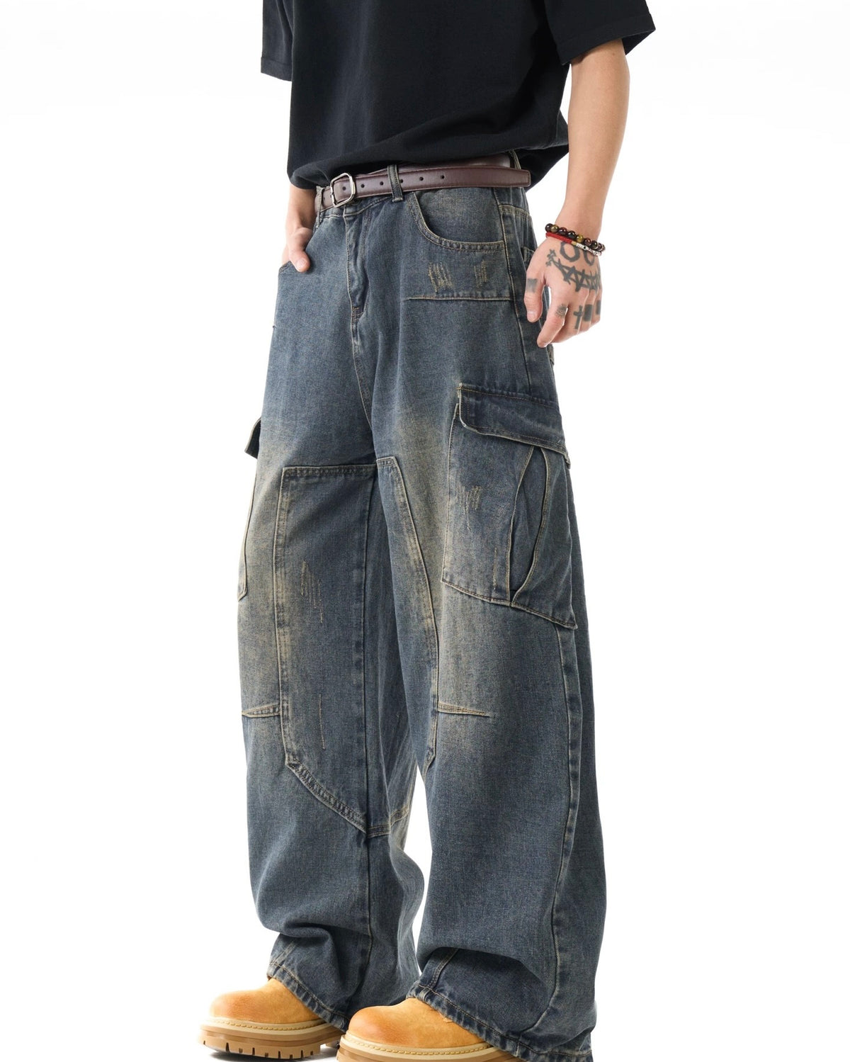 Distressed multi-pocket jeans