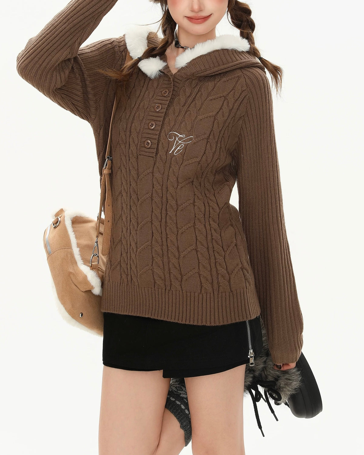 Embroidered hooded sweater (women's)