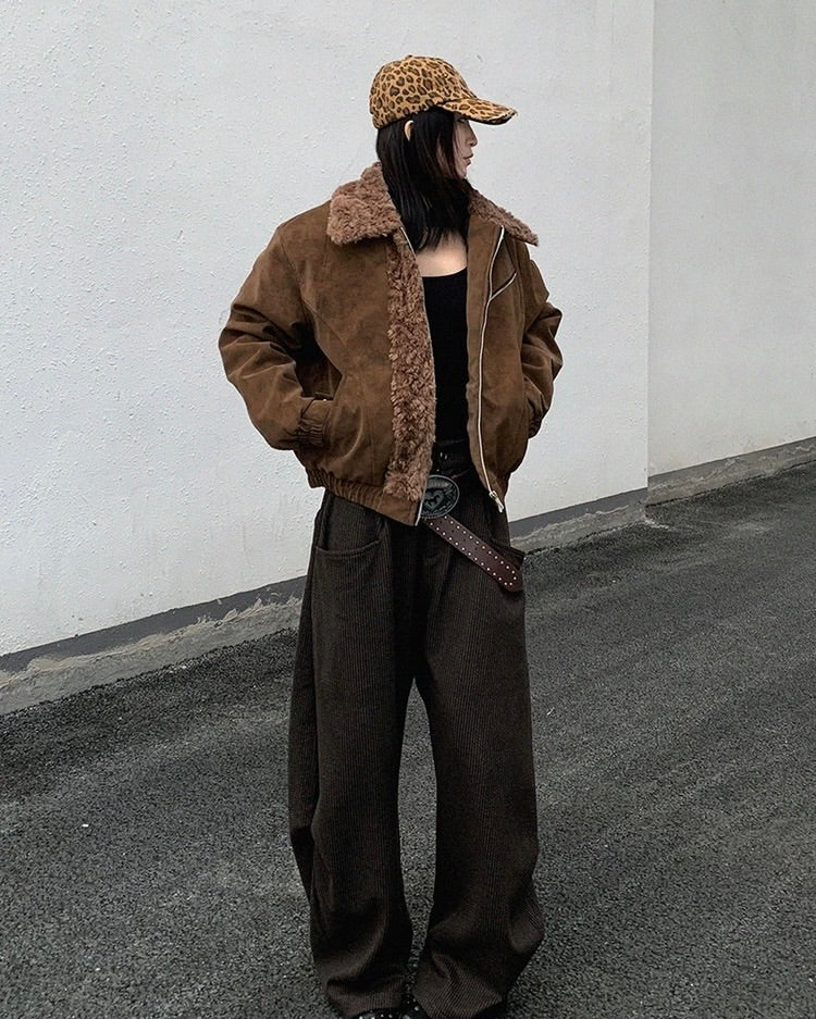 Retro-style short coat with fur collar