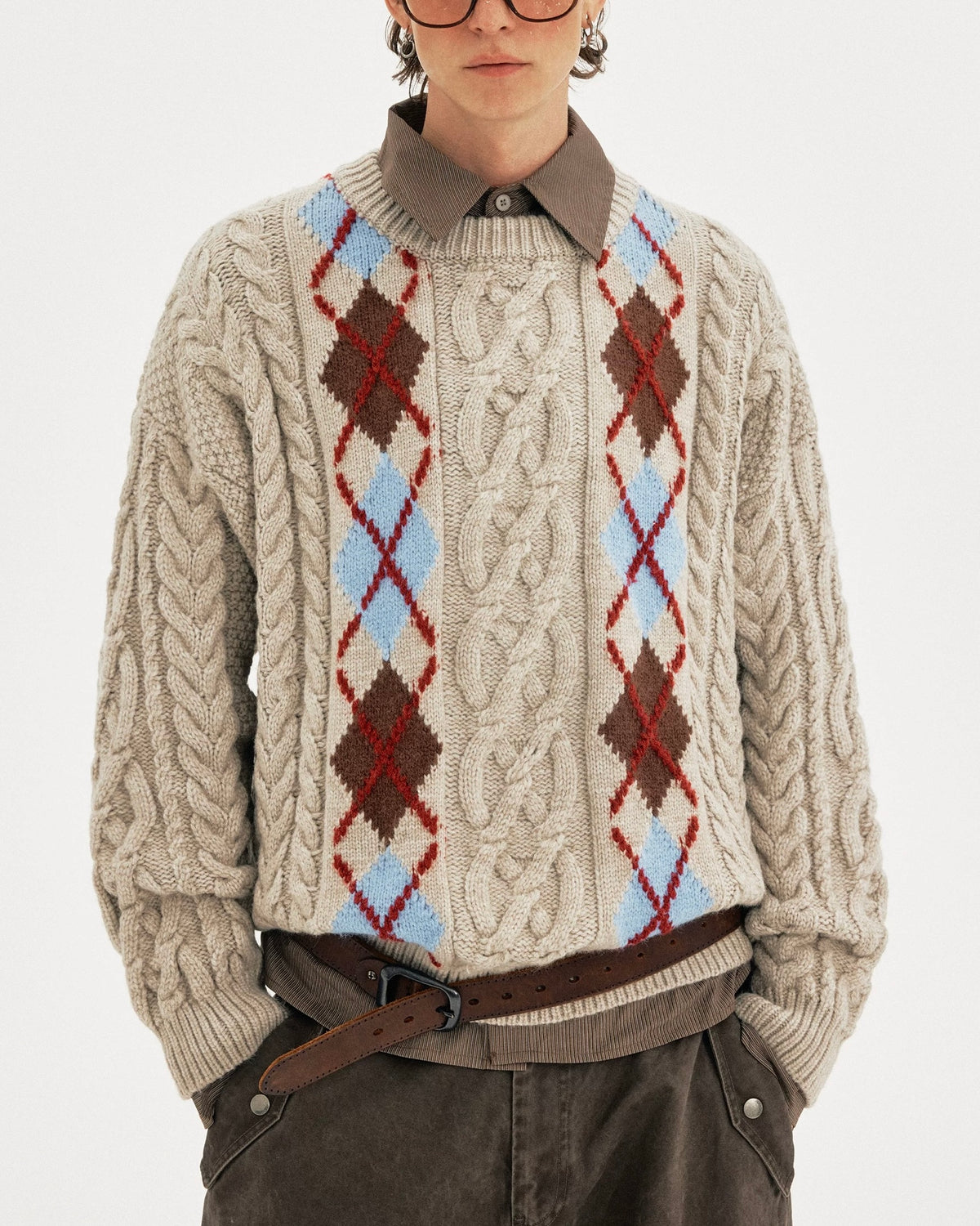 菱形格麻花辮套頭毛衣